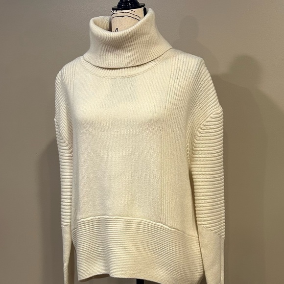 LAUREN Ralph Lauren Wool Blend Turtleneck Sweater - Picture 7 of 13